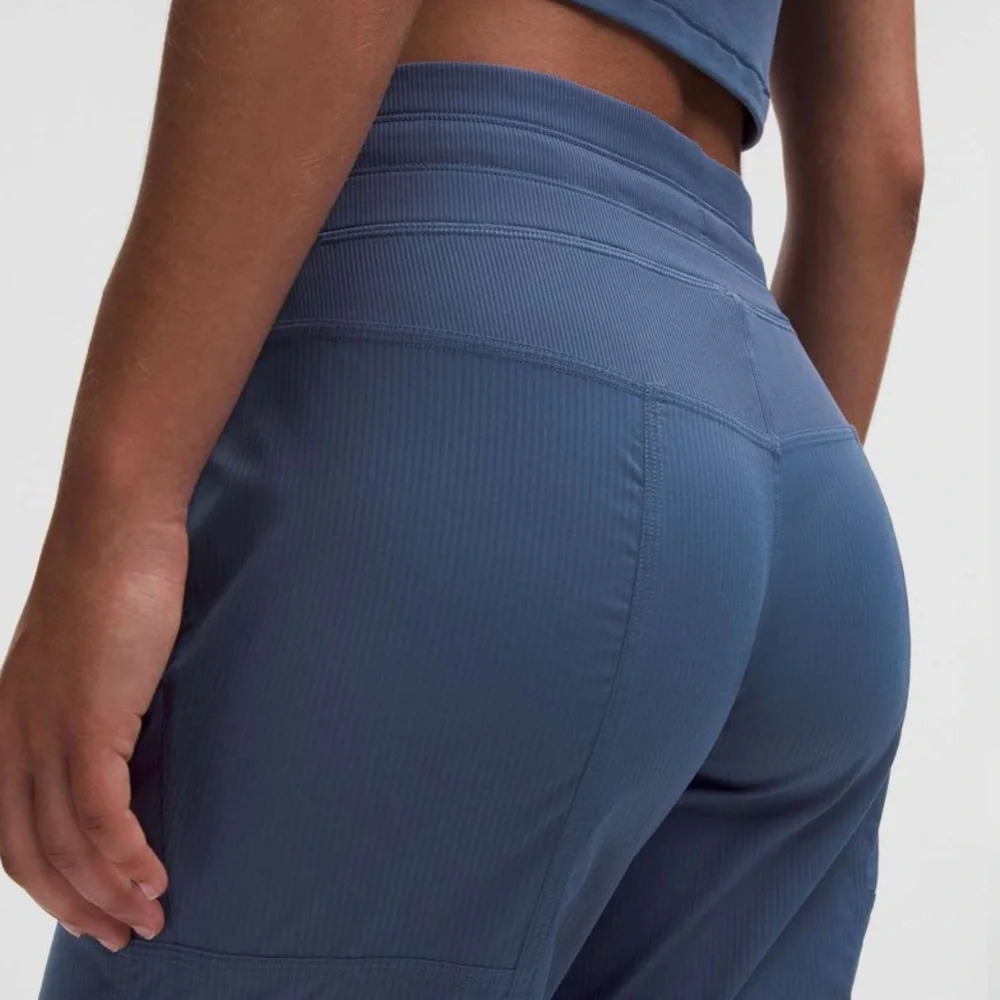 NWT lululemon Lululemon Dance Studio Mid-Rise Pant *Regular - Picture 3 of 6